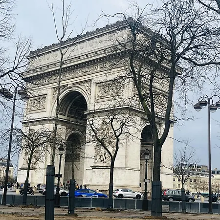 Lauriston - Arc De Triomphe - Champs Elysees Paris